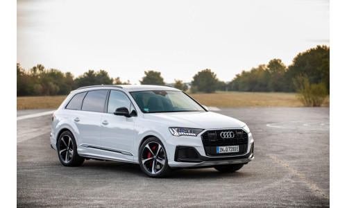 AUDI Q7 3.0 TDI S-LINE